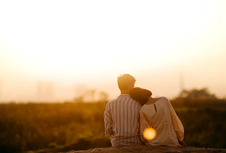 Moving Forward: A Practical Guide to Handling Relationship Struggles