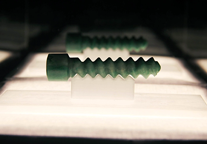 Royal Screw: Carving Shamate