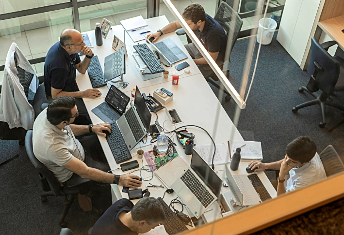 Working Tech industry