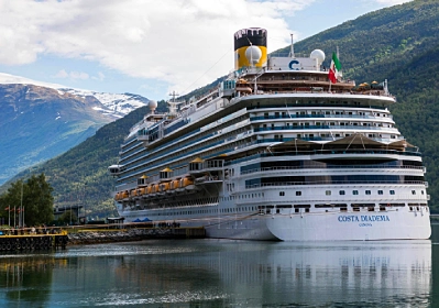The New Era of Luxury Cruising: Mediterranean and Beyond