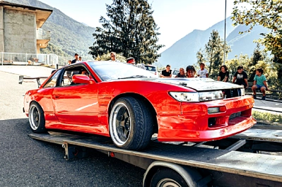 How to Minimize Damage Risks When Your Vehicle Needs Professional Recovery