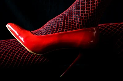 How to Choose the Right Designer Pumps for Women