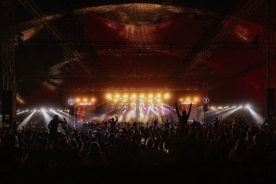 When Festival Style Becomes Political: What Reading 2026 Says About Celebrity Fashion Today