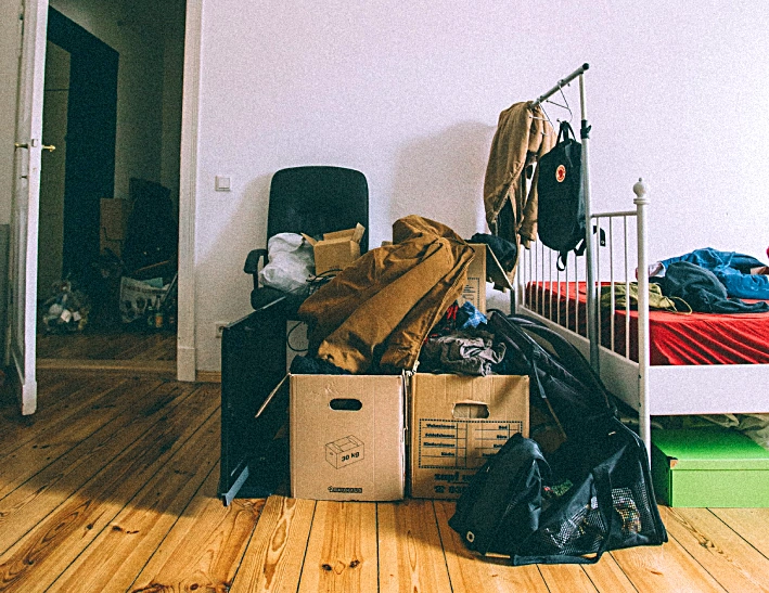 rethink home clutter time