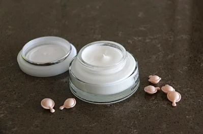 Beauty Supplements vs Skincare: What Really Helps Keep Your Skin Healthy?