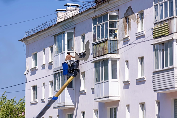 Prioritizing Weather-Resistant Exterior Restorations