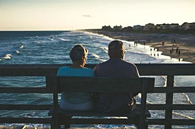 The Art of Aging Gracefully: A Modern Perspective
