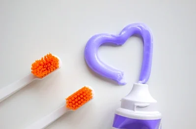Eco-conscious consumers turn to waterless toothpaste for oral hygiene