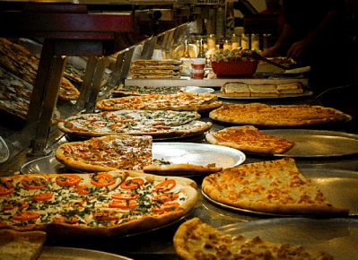 7 Best Pizza Places in Manhattan for an Authentic NYC Slice (2026)