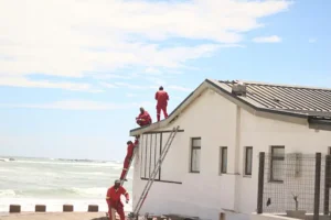 Roof Repair: When to DIY